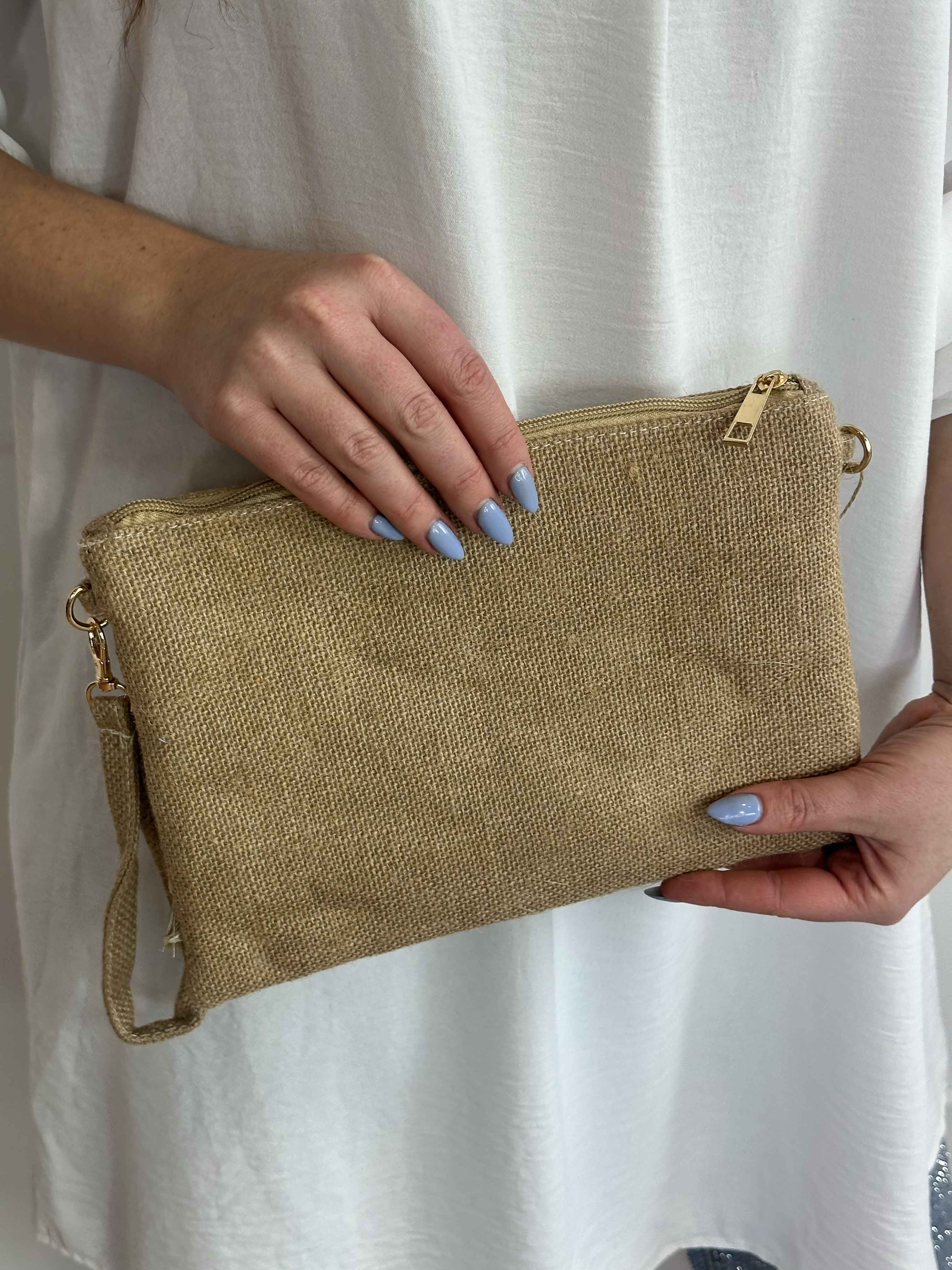 Callie - Clutch pyntet med muslinger og frynser